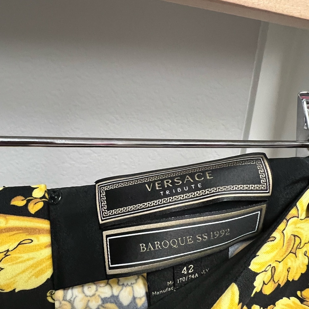 Versace Tribute Collection. Size 42